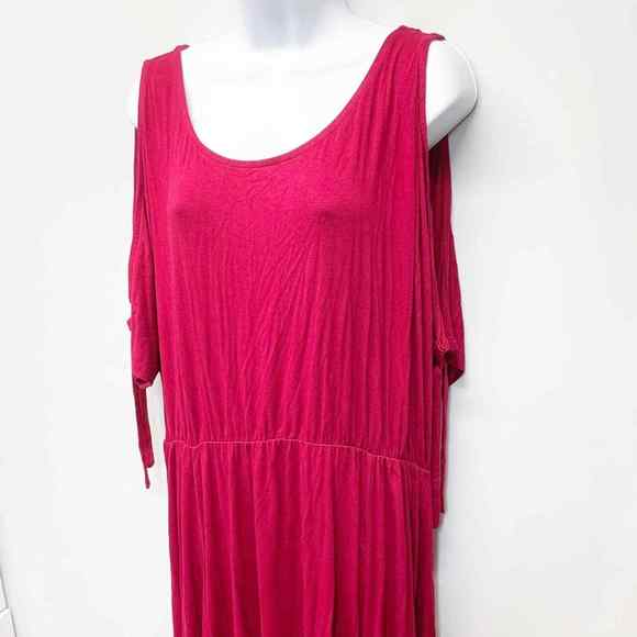 Torrid Cold Shoulder Jersey Skate Dress Style Number 11164724 Size 2 - Picture 7 of 12